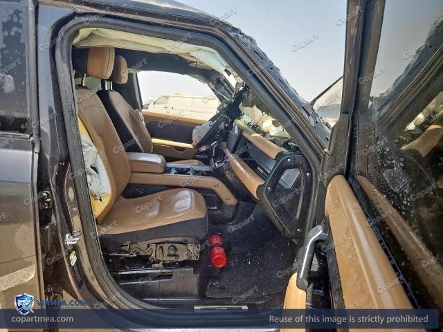 Auction photo