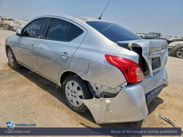 Auction photo