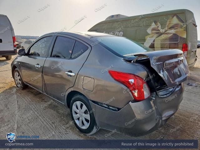 Auction photo