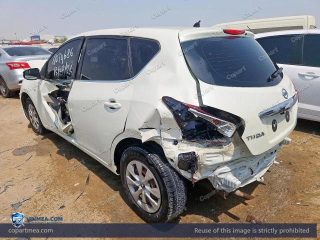 Auction photo