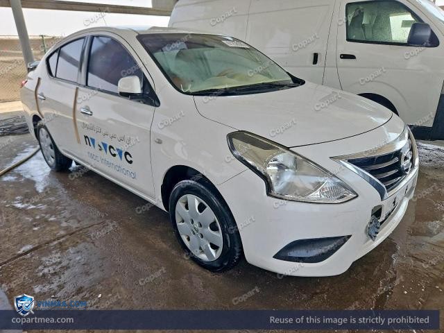 Auction photo