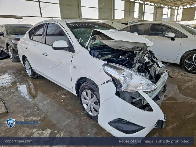 Auction photo
