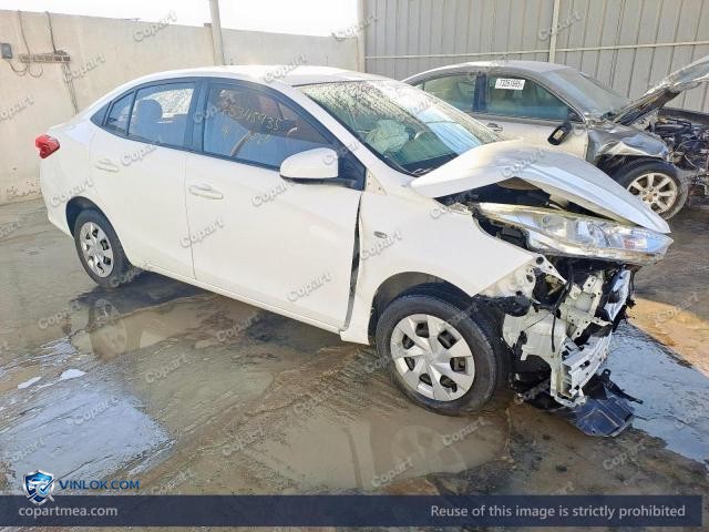 Auction photo