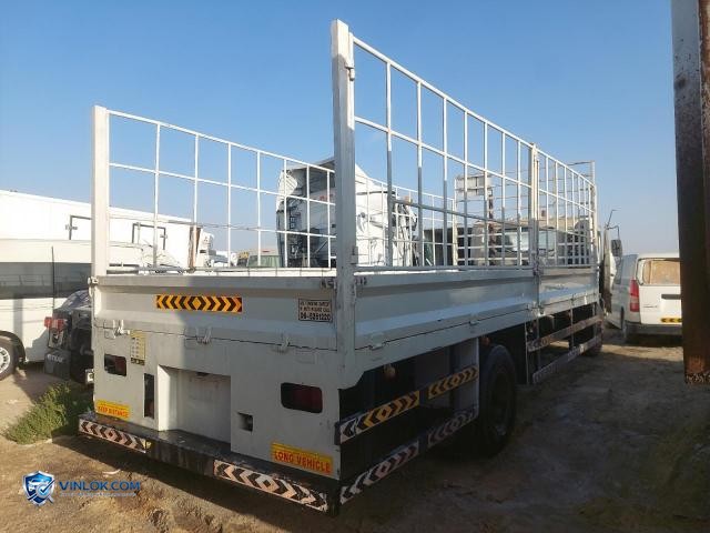 Auction photo