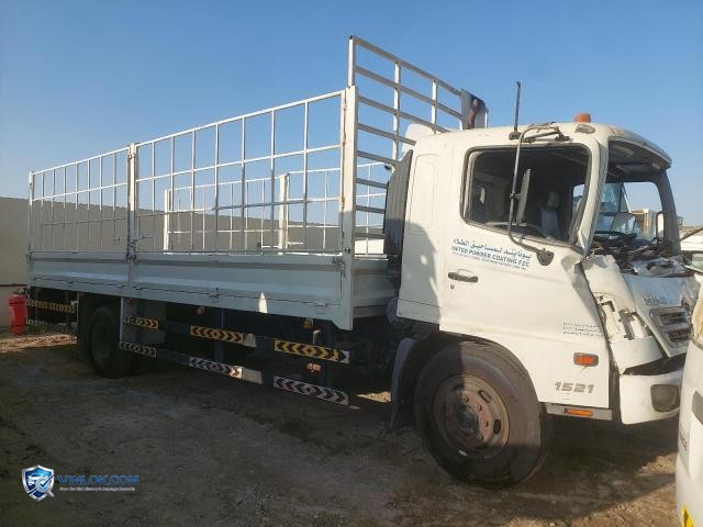 Auction photo