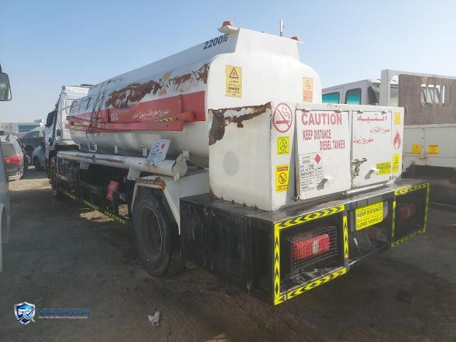 Auction photo