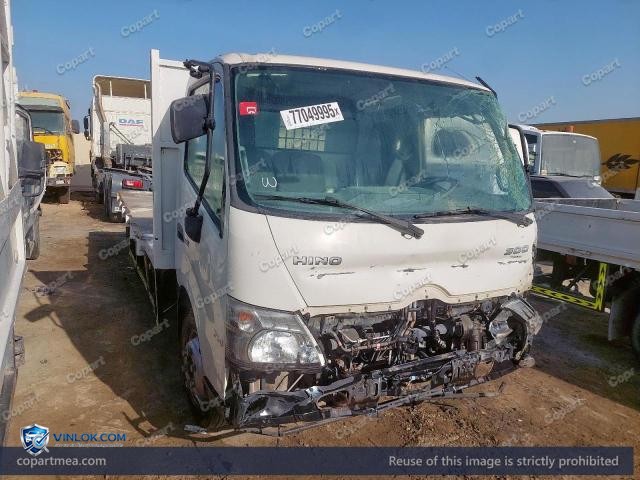 2022 HINO 300 — Lot 77049995 auction photo