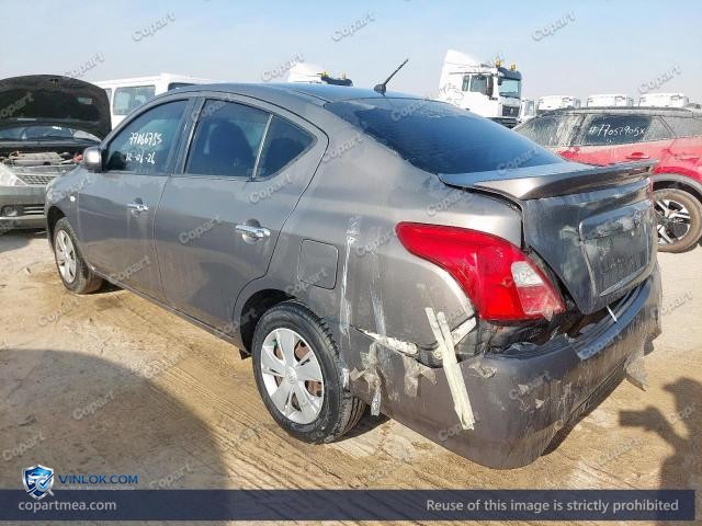 Auction photo