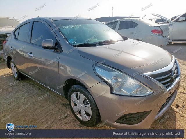 Auction photo