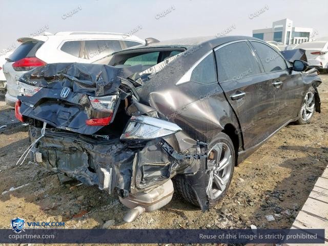 Auction photo