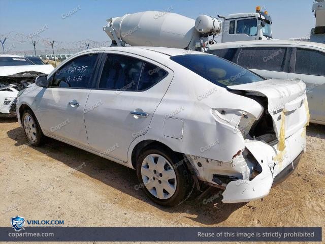 Auction photo