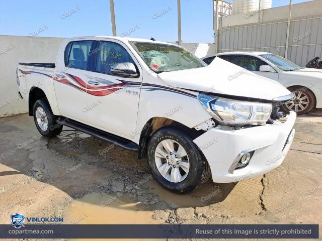 Auction photo