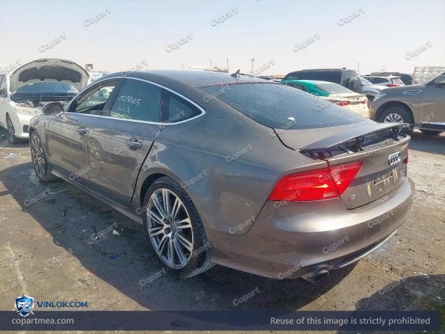 Auction photo