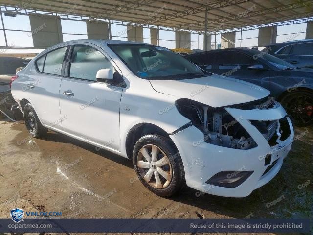 Auction photo