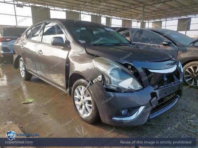 Auction photo