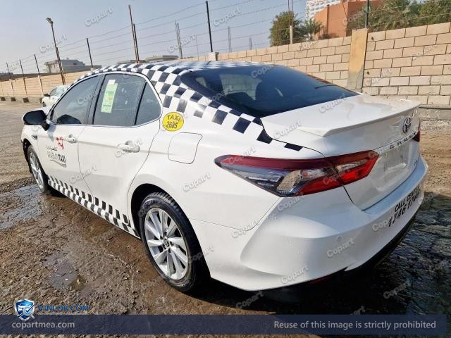 Auction photo