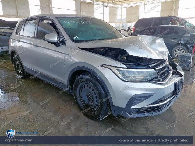 Auction photo
