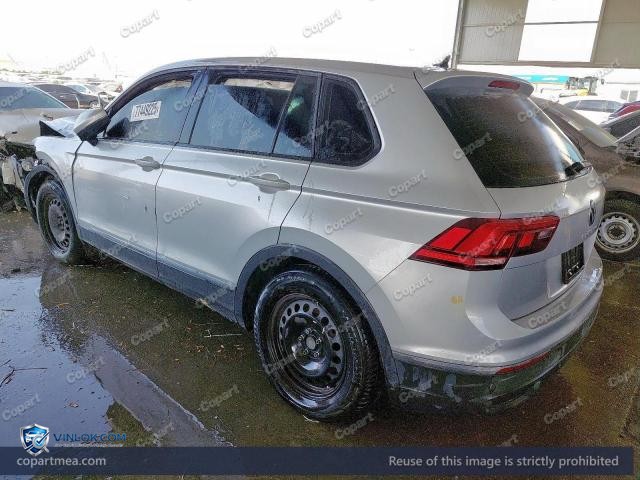 Auction photo