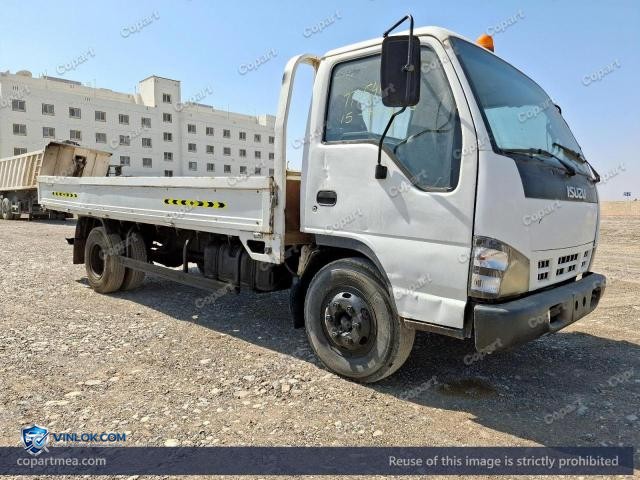 2006 ISUZU TRUCK — Lot 77454035 auction photo