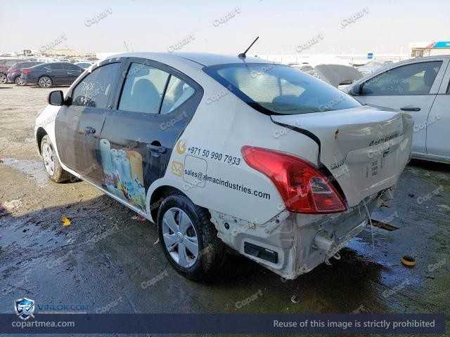 Auction photo