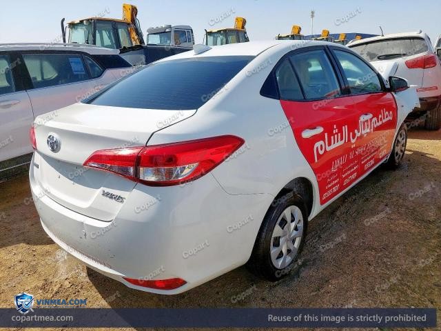Auction photo