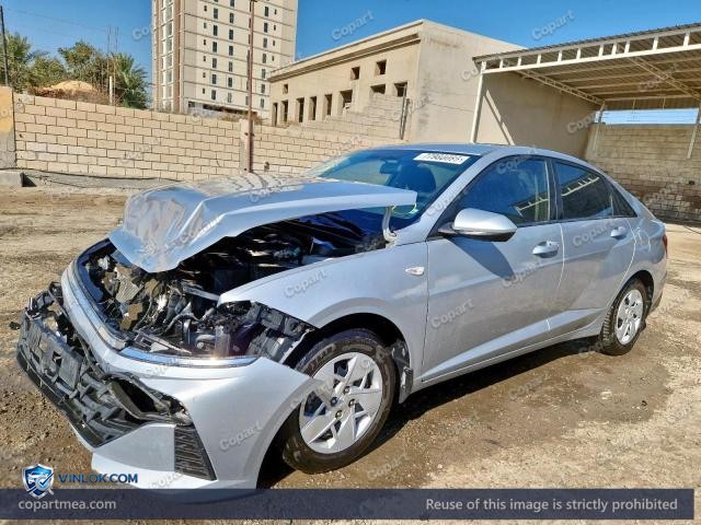 Auction photo