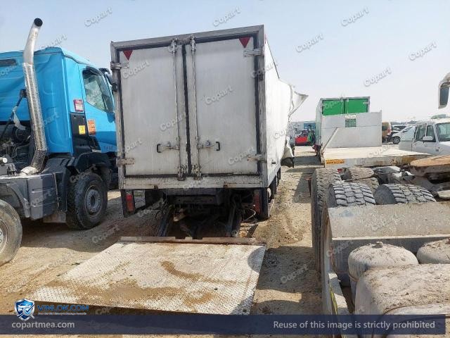 Auction photo