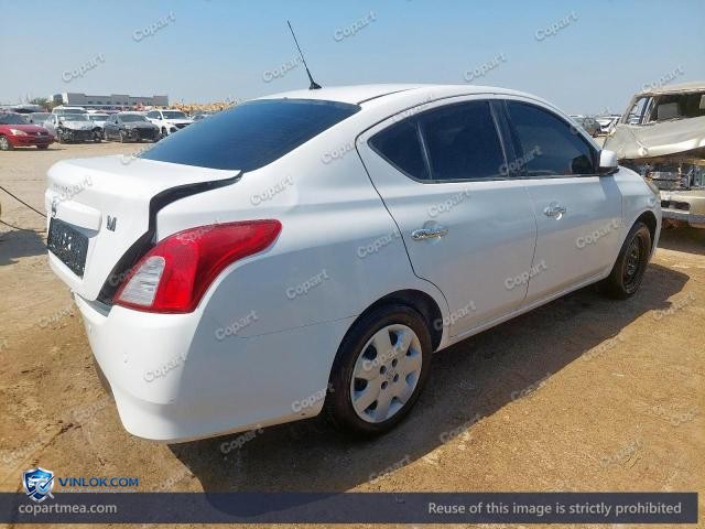 Auction photo