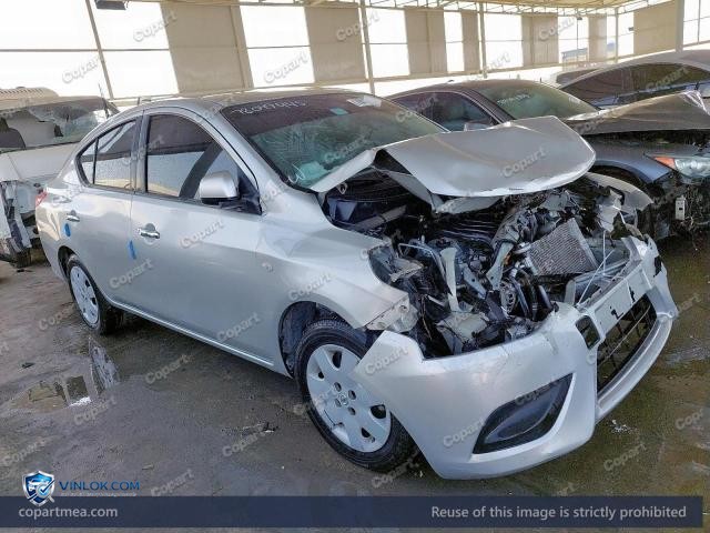 Auction photo