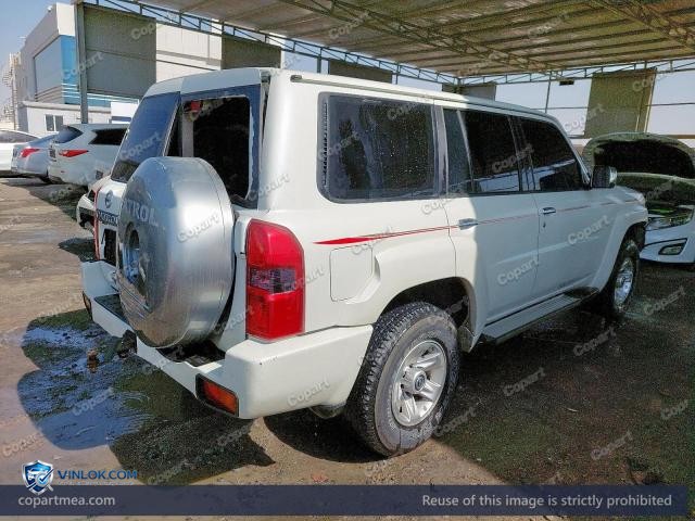 Auction photo