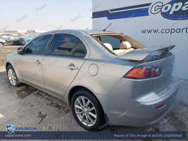 Auction photo
