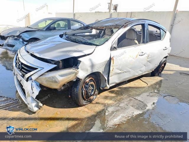 Auction photo