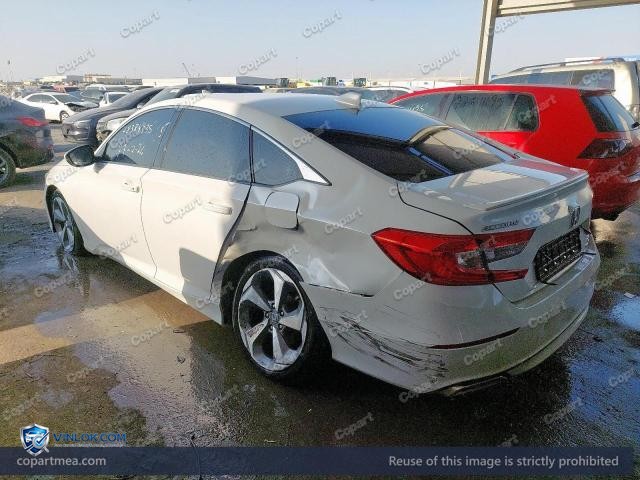 Auction photo