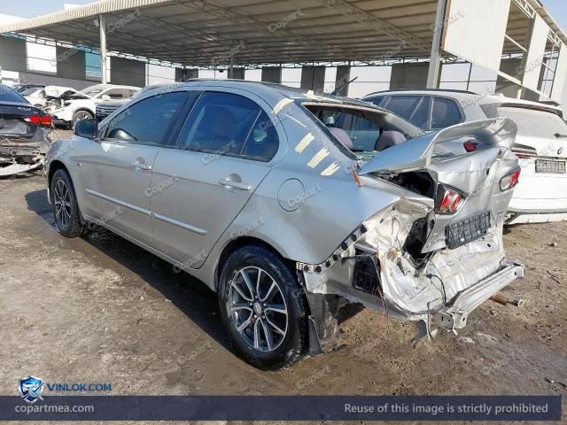 Auction photo