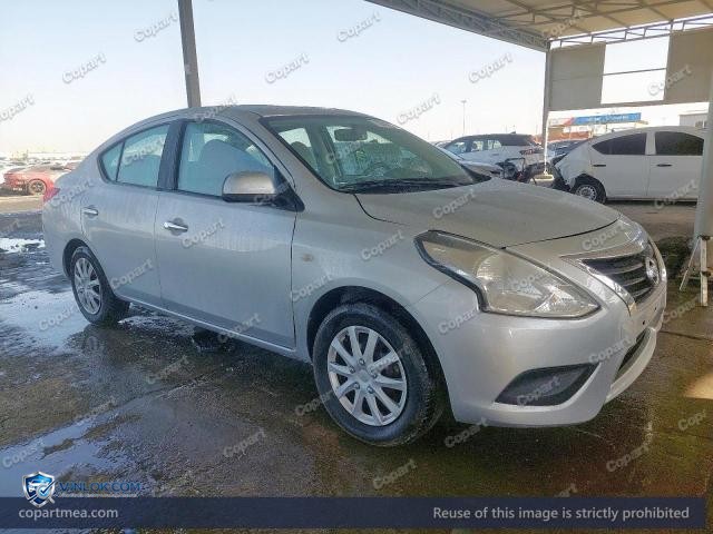 Auction photo
