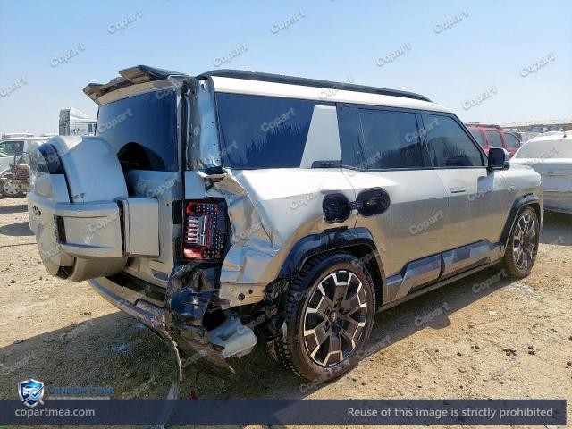 Auction photo