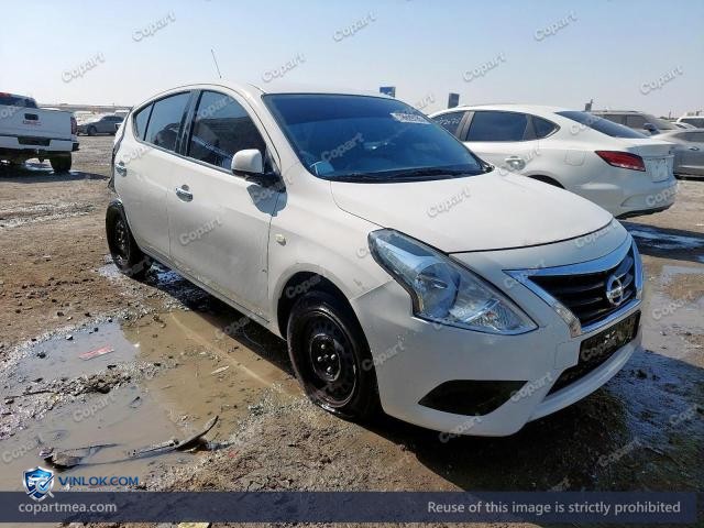 Auction photo