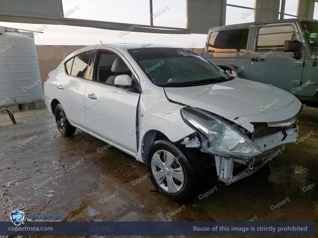 Auction photo