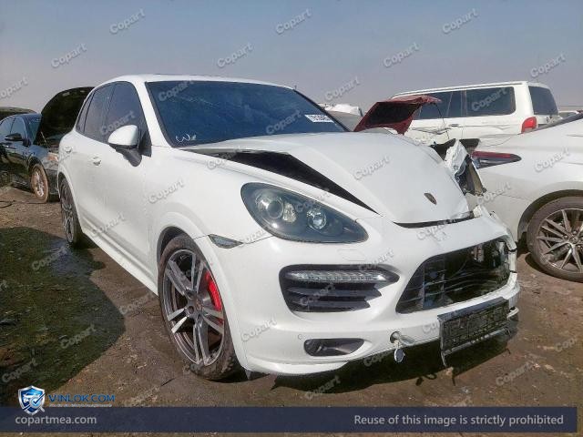 Auction photo