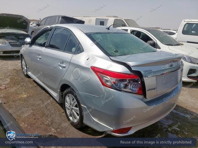 Auction photo