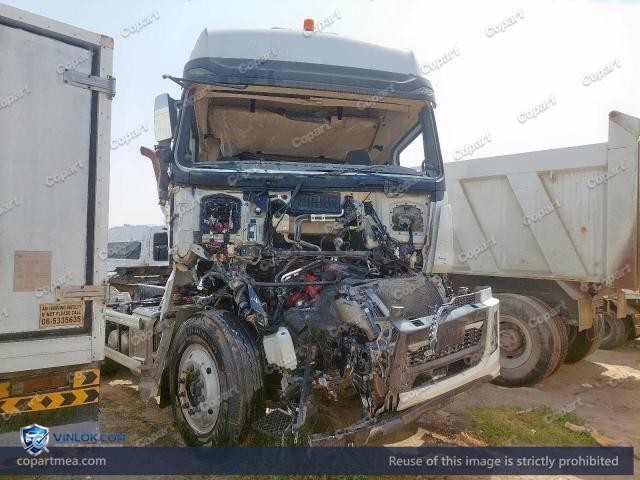 Auction photo
