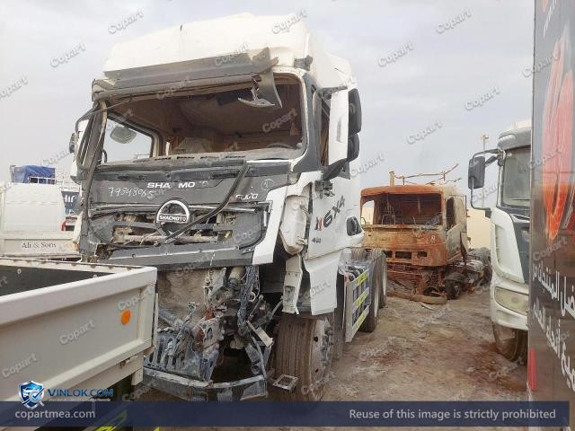 Auction photo