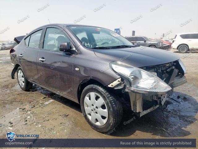 Auction photo