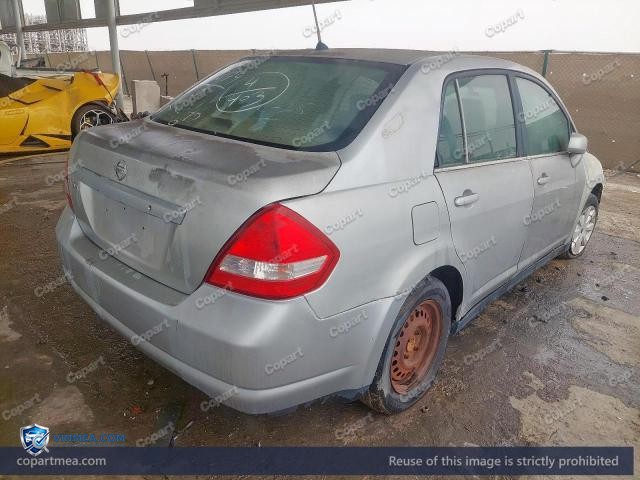 Auction photo