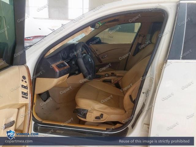 Auction photo