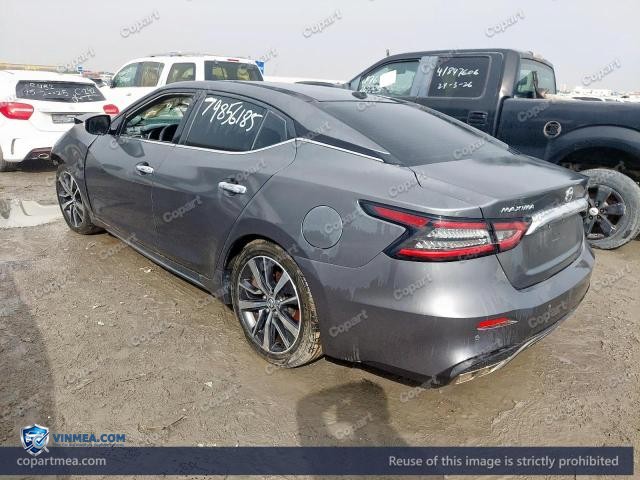 Auction photo