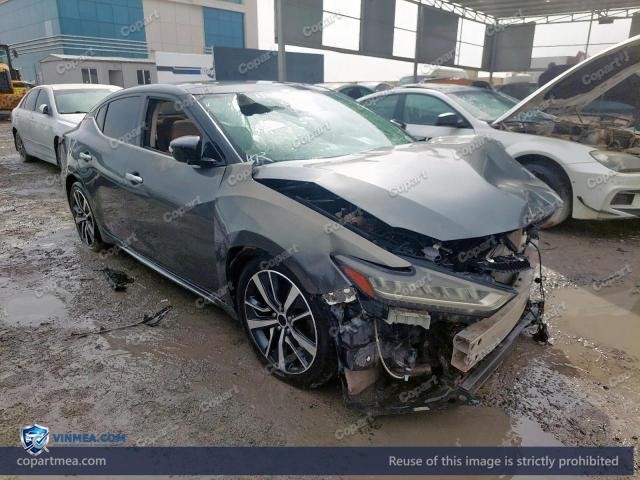 Auction photo