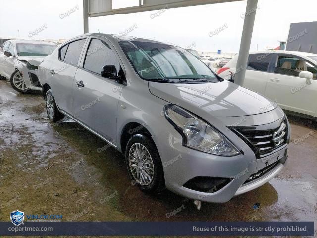 Auction photo