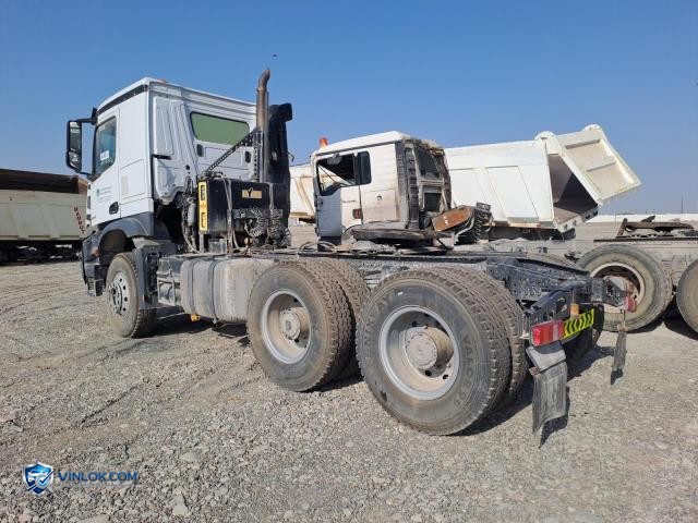 Auction photo