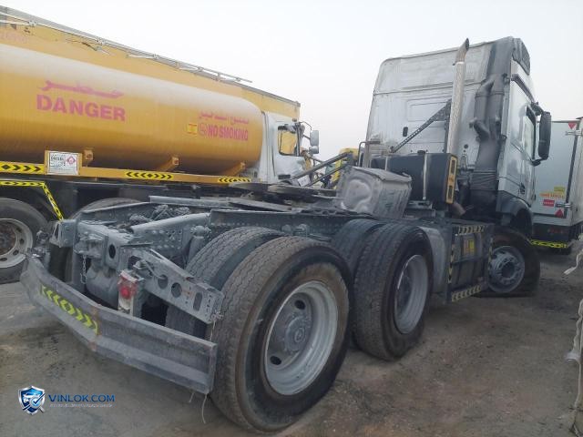 Auction photo